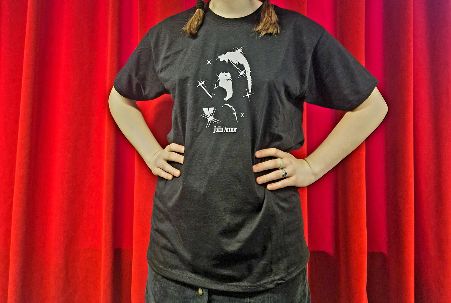 Julia Amor · Camiseta manga corta "lo que pensé que era el amor"